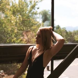 Meet your Posher, Kae